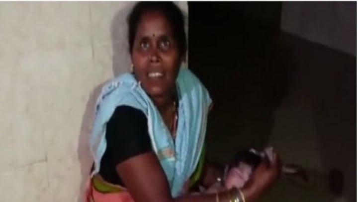 Visakhapatnam: Amid heavy power cuts, woman gives birth under torch light