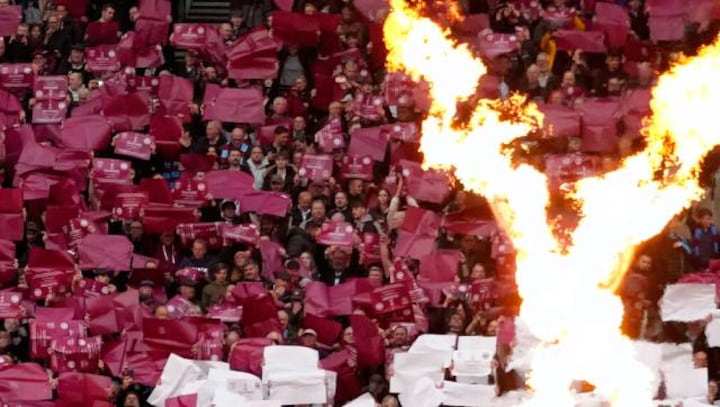 Europa League: West Ham investigate reports of alleged attack on German commentators by club fans