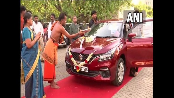 Chennai-based IT company gifts cars to its 100 employees for their support, dedication