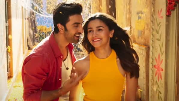 Amitabh Bachchan sends 'love and light' to Brahmastra co-stars Ranbir Kapoor, Alia Bhatt ahead of their wedding