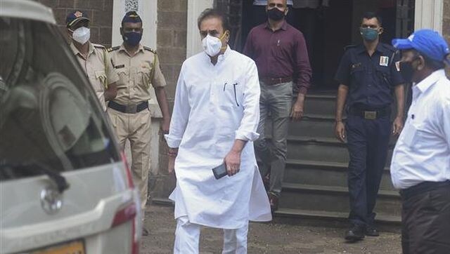 Money laundering case: SC upholds Bombay HC order granting bail to Anil Deshmukh Money laundering case: SC upholds Bombay HC order granting bail to Anil Deshmukh