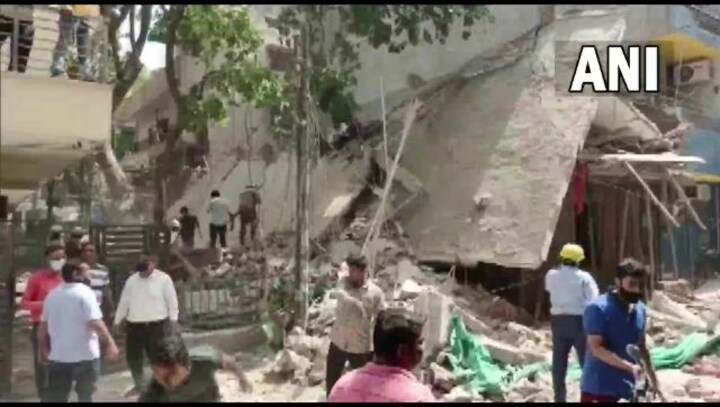 Under-construction building collapses in Delhi's Satya Niketan, five workers feared trapped