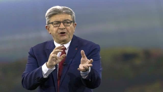 Jean-Luc Mélenchon's soft stance on the war in Ukraine could turn potential voters off, experts observe. AP