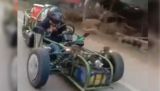 Watch | Anand Mahindra shares video of 3-wheeler resembling Batmobile racing on Indian road Watch | Anand Mahindra shares video of 3-wheeler resembling Batmobile racing on Indian road