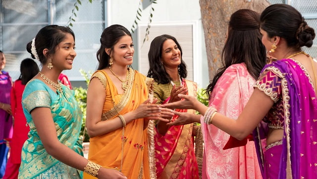 Diet Sabya's 'tacky NRI Fashion' discourse is futile, shifts our gaze from cultural appropriation Diet Sabya's 'tacky NRI Fashion' discourse is futile, shifts our gaze from cultural appropriation