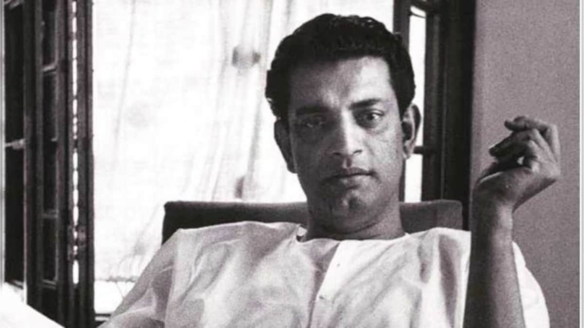 Saluting the Father of Indian filmmaking Satyajit Ray on his death anniversary