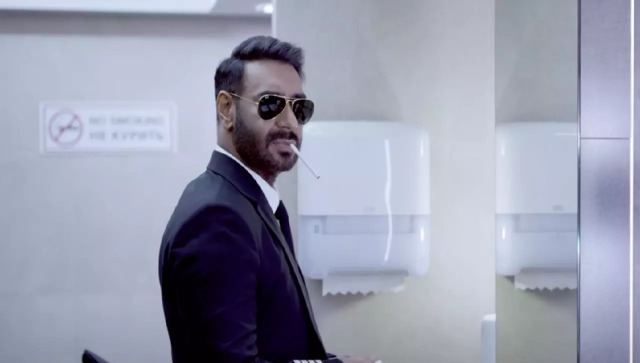 Runway 34: Ajay Devgan aces his flawed character of disgraced pilot Vikrant Khanna Runway 34: Ajay Devgan aces his flawed character of disgraced pilot Vikrant Khanna