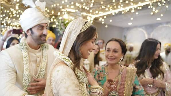 Soni Razdan shares unseen beautiful picture of her 'heartbeats' Ranbir Kapoor and Alia Bhatt from their wedding