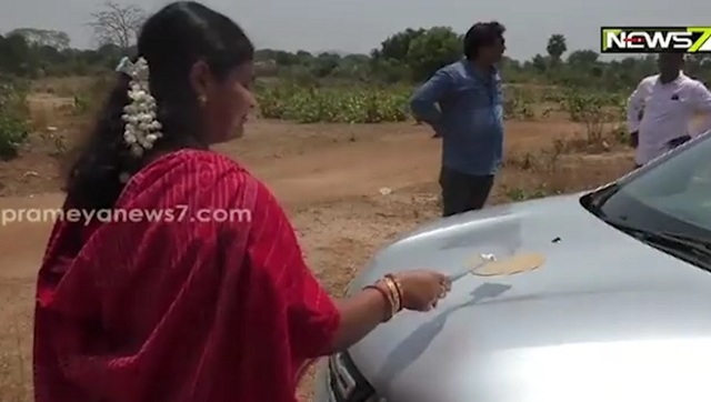 Watch: Woman cooks roti on car bonnet in Odisha’s Sonepur amid heatwave Watch: Woman cooks roti on car bonnet in Odisha’s Sonepur amid heatwave
