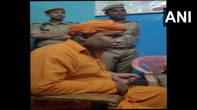 Mahant Bajrang Muni Das arrested days after giving rape threats to Muslim women in UP's Sitapur Mahant Bajrang Muni Das arrested days after giving rape threats to Muslim women in UP's Sitapur
