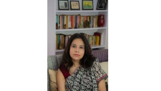 shrayana_bookshelf
