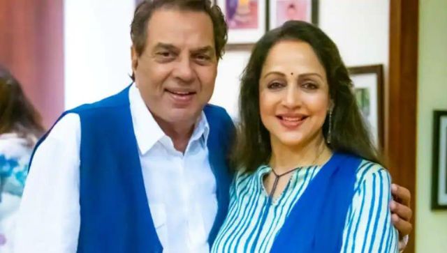 Hema Malini posts a picture with husband Dharmendra on their 42nd ...