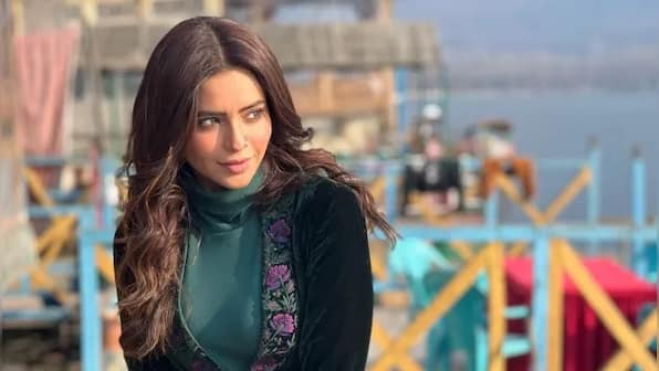 Aamna Sharif on Voot Select show Aadha Ishq: 'It is a passionate love story about complex relationships'