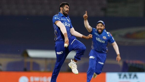 IPL 2022: 'Form is temporary, class is forever', Twitterati react to Jasprit Bumrah's splendid spell against KKR