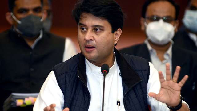 Team TMC meets Jyotiraditya Scindia, demands direct Kolkata-London flight Team TMC meets Jyotiraditya Scindia, demands direct Kolkata-London flight