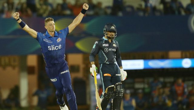 GT vs MI, IPL 2022: How the thrilling last over from Daniel Sams panned out GT vs MI, IPL 2022: How the thrilling last over from Daniel Sams panned out