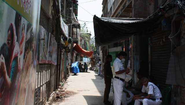 Durga Pituri Lane in North Kolkata sealed by police due to metro construction work. Image courtesy Sayantan Ghosh
