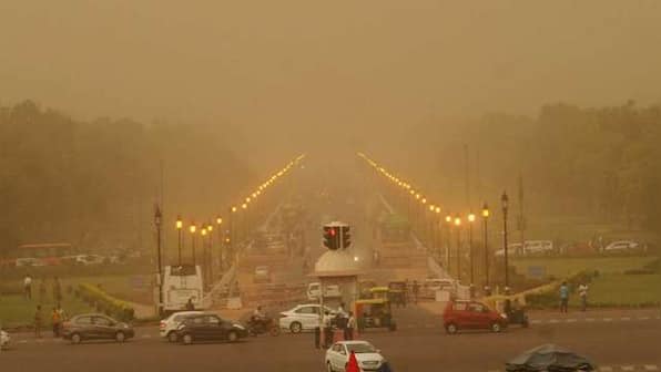 Delhi: IMD issues Yellow alert, warns of dust storm; rains likely in parts of capital