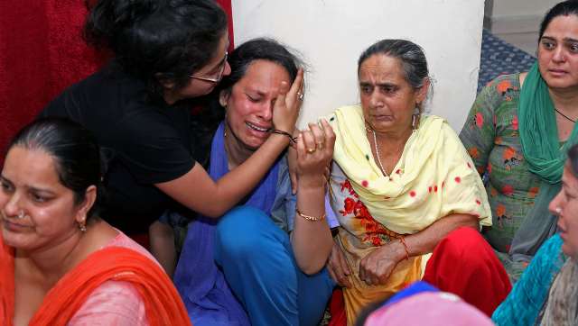 J&K: Over 350 Kashmiri Pandit PM package employees resign after Rahul Bhat gunned down in office J&K: Over 350 Kashmiri Pandit PM package employees resign after Rahul Bhat gunned down in office