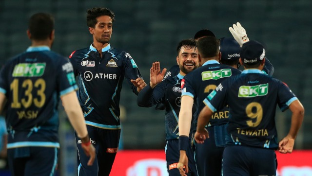 IPL 2022: 'Brilliant win, champion stuff' Twitterati laud Gujarat Titans for booking playoffs spot IPL 2022: 'Brilliant win, champion stuff' Twitterati laud Gujarat Titans for booking playoffs spot