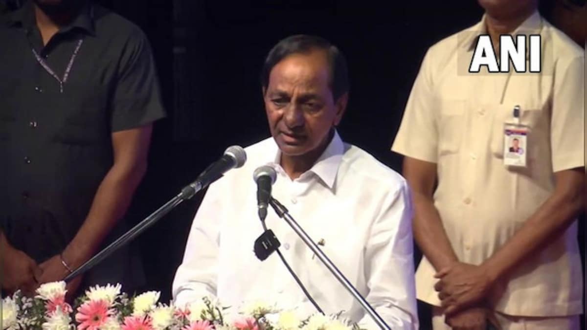 Farmers can change government, says KCR in Chandigarh