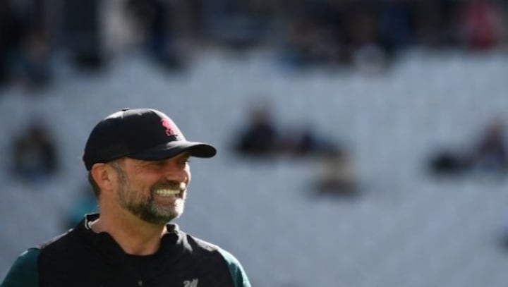 Jurgen Klopp shrugs off Sadio Mane speculation, but concerned over new Paris pitch