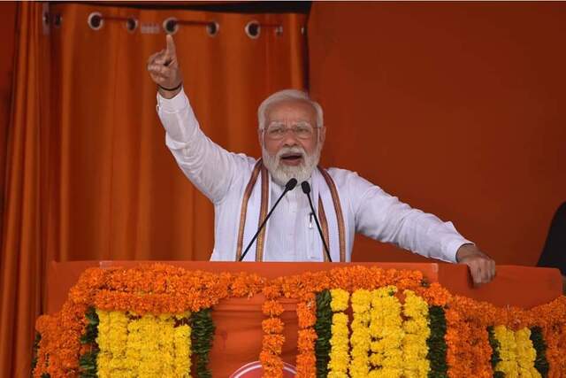 PM Modi to attend UP Investors summit tomorrow, lay foundation stone of 1,406 projects worth over Rs 80,000 crores PM Modi to attend UP Investors summit tomorrow, lay foundation stone of 1,406 projects worth over Rs 80,000 crores