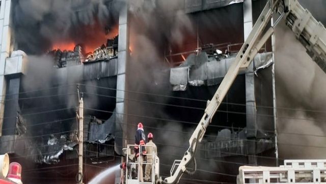Mundka fire tragedy: Forensic Science Laboratory hands over victims' DNA reports to Delhi Police Mundka fire tragedy: Forensic Science Laboratory hands over victims' DNA reports to Delhi Police