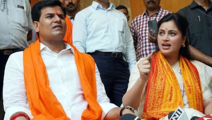 Hanuman Chalisa row: MP Navneet Rana, MLA-husband Ravi Rana get bail by Mumbai special court