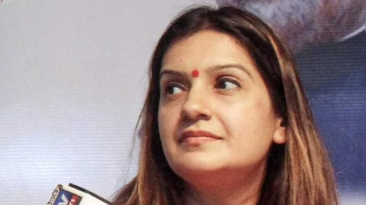 Now, Priyanka Chaturvedi shares old video of Bal Thackeray to counter ‘cheap copy'