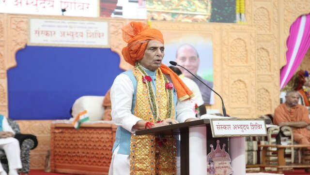 'Pleasant contradictions': Rajnath Singh extols India's diversity, tradition of harmony 'Pleasant contradictions': Rajnath Singh extols India's diversity, tradition of harmony