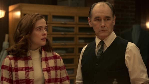 The Outfit movie review: Mark Rylance gets stitched up in an ill-fitting chamber drama