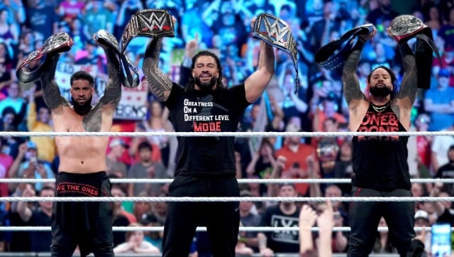 WWE SmackDown Results: The Usos crowned undisputed Tag Team champions with help from Roman Reigns-Sports News , Firstpost