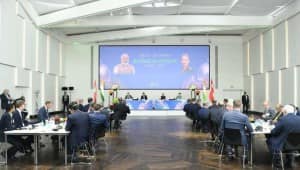 PM Modi and PM Frederiksen participate in India-Denmark Business Forum with top business leaders from both the countries. Twitter/@MEAIndia