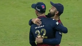 Watch: Virat Kohli's reaction to Glenn Maxwell's stunning catch in RCB vs GT IPL 2022 encounter