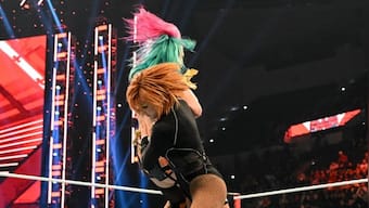 WWE Raw Results: Becky Lynch makes a statement with an assault on Asuka
