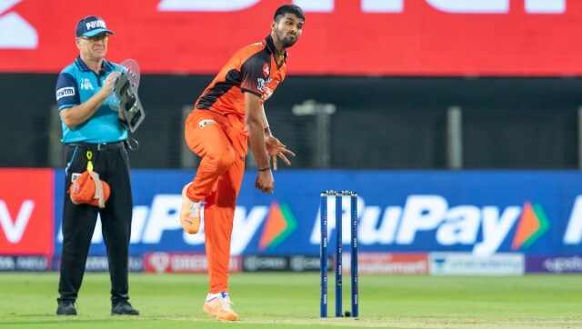 Washington Sundar of the Sunrisers Hyderabad bowls during match 5 of the TATA Indian Premier League 2022 (IPL season 15) between the Sunrisers Hyderabad and the Rajasthan Royals held at the MCA International Stadium in Pune on the 29th March 2022 Photo by Vipin Pawar / Sportzpics for IPL