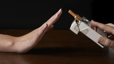 People living in close proximity to those who smoke have higher risk of cancer, says Lancet study