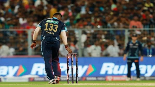 IPL 2022: Riyan Parag stares at Ravichandran Ashwin after being run out in Qualifier 1, trolled