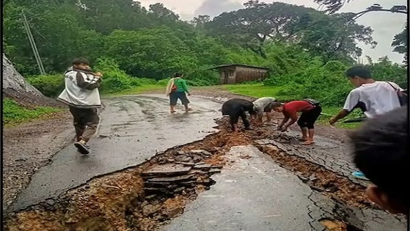 Assam floods: Situation improves but 2.5 lakh still affected in five districts