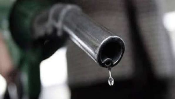India's consumption of petroleum products jumps to almost 18% in June