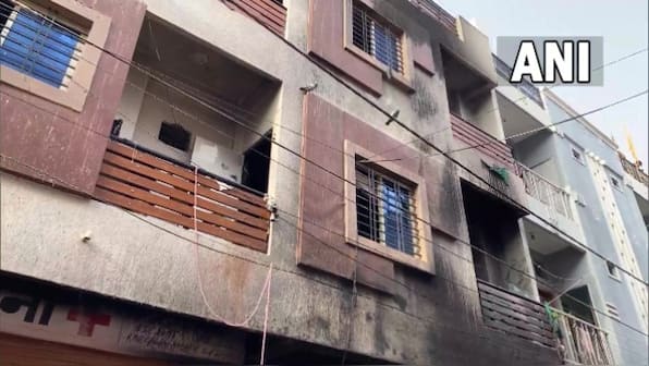 MP: At least seven dead as fire breaks out at residential building in Indore