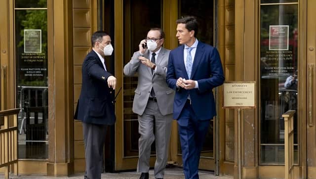 Kevin Spacey, center, leaves court after testifying in a civil lawsuit, Thursday, May 26, 2022, in New York | (AP Photo/John Minchillo)