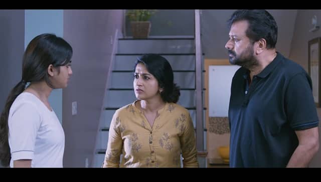 Devika Sanjay, Meera Jasmine and Jayaram in a still from Makal