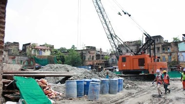 How building collapse fear due to Metro construction makes hundreds homeless in Kolkata’s Bowbazar