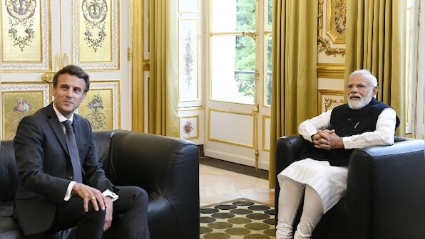 Narendra Modi meets French President, discusses regional and global developments