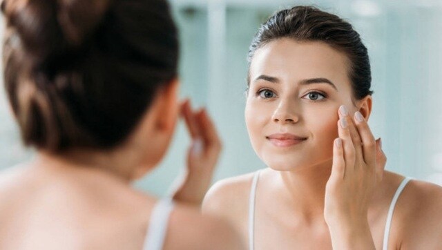 Here Are Six Easy Tips To Deal With Oily Skin This Summer