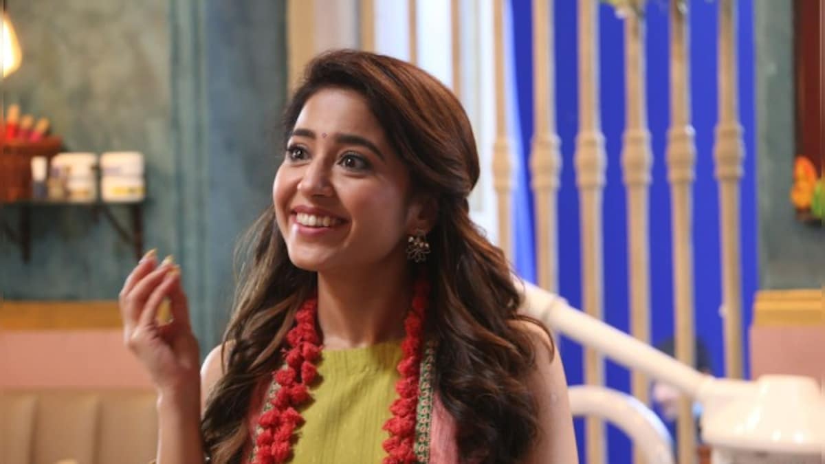 Shweta Tripathi Sharma on her character Sunaina in Escaype Live: She is sunshine in human form