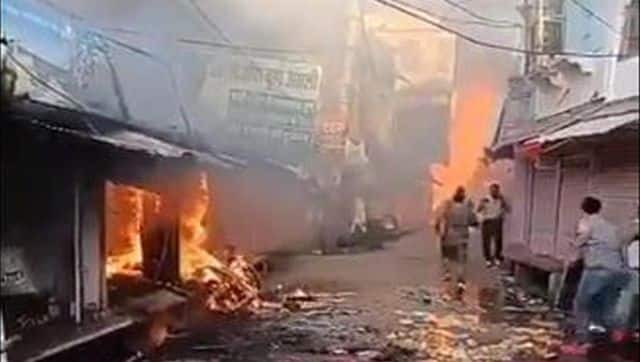 Shops were gutted and violence stone-pelting incidents were reported from Karauli. Image Courtesy: @Hamzwa/Twitter