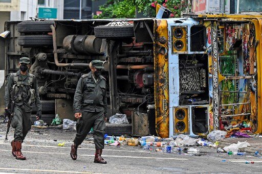 Sri Lanka unrest: Shoot-on-sight orders issued; President Gotabaya Rajapaksa urges calm Sri Lanka unrest: Shoot-on-sight orders issued; President Gotabaya Rajapaksa urges calm